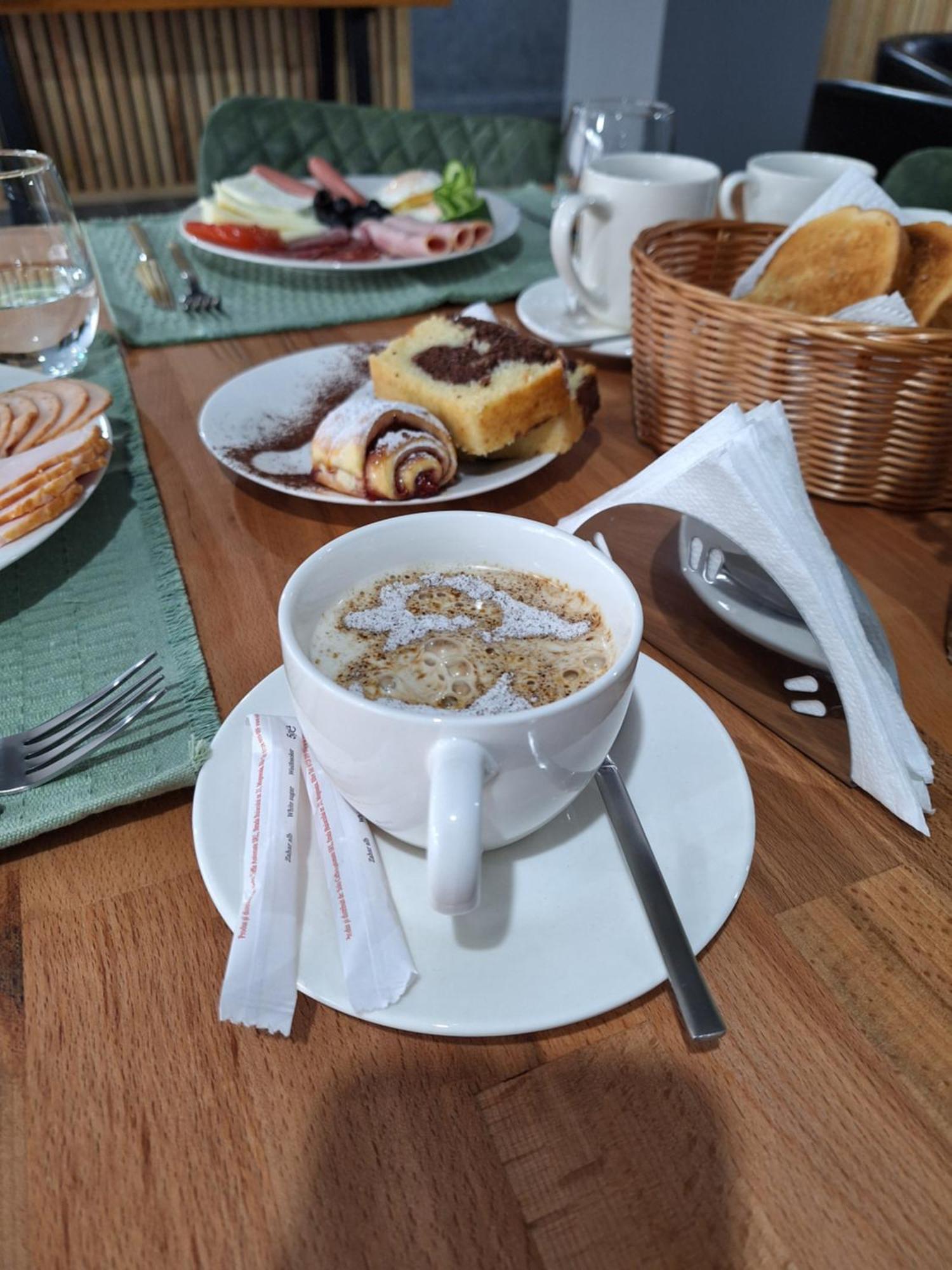 Danifeld Inn Voroneț Eksteriør billede